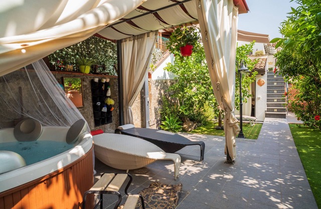Appartement 'A Ugghia- I Mori' avec jardin partagé, Wi-Fi et climatisation