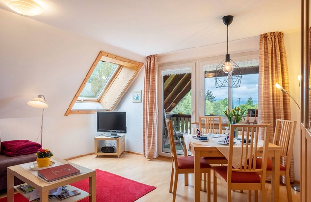 Appartement 'Abendrot, 55qm' avec vue sur les montagnes, terrasse partagée et Wi-Fi