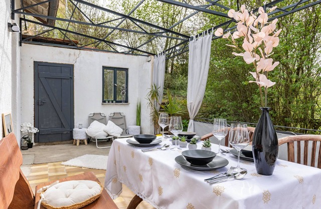 Appartement 'Alb Glück 2' avec terrasse privée, jardin privé et Wi-Fi