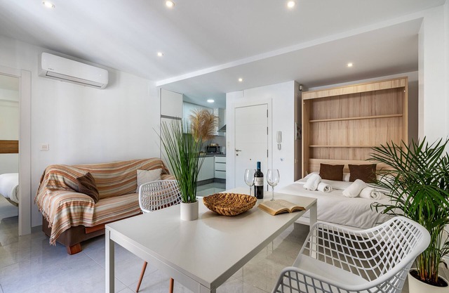 Appartement 'Alojamiento Privilegio de Alcalá' avec balcon, Wi-Fi et climatisation
