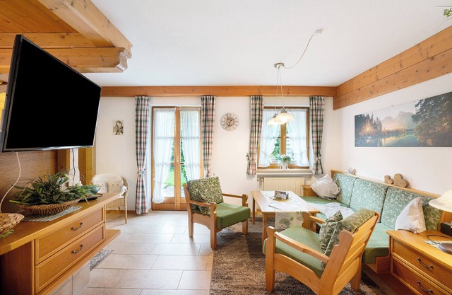 Appartement "Alpenaster" avec vue sur les montagnes, terrasse privée et Wi-Fi