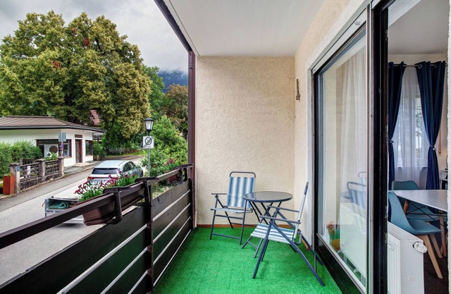 Appartement "Alpina" avec vue sur les montagnes, terrasse partagée et Wi-Fi