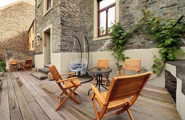 Appartement 'Alte Stadtvilla Am Weinberg 6' avec jardin partagé et Wi-Fi
