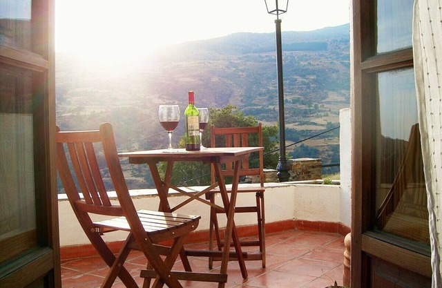 Confortable appartement et terrasse avec vue superbe