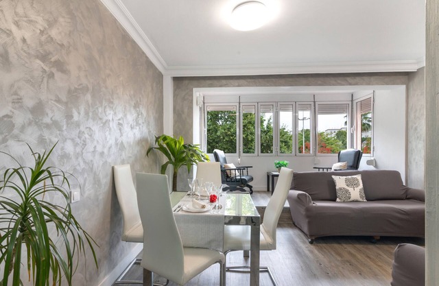 Appartement "Antiguo Estadio" avec terrasse privée, balcon et Wi-Fi