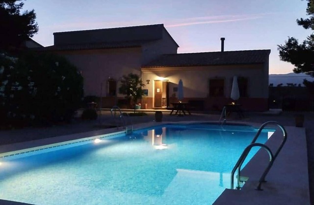 Appartement 'Apartamento Pino' avec vue sur les montagnes, Wi-Fi et climatisation