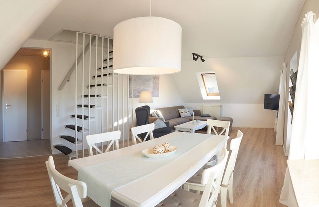 Appartement / app. pour 6 personnes avec 92m² à Bünsdorf (51382)