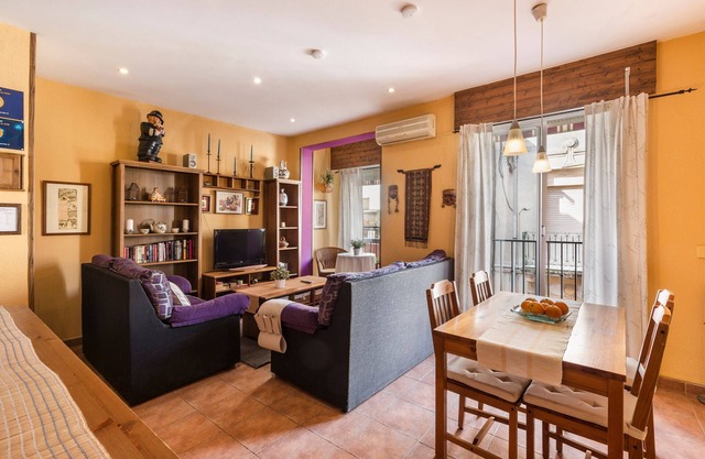 Appartement 'Arrabal De San Benito 2' avec terrasse privée, Wi-Fi et climatisation