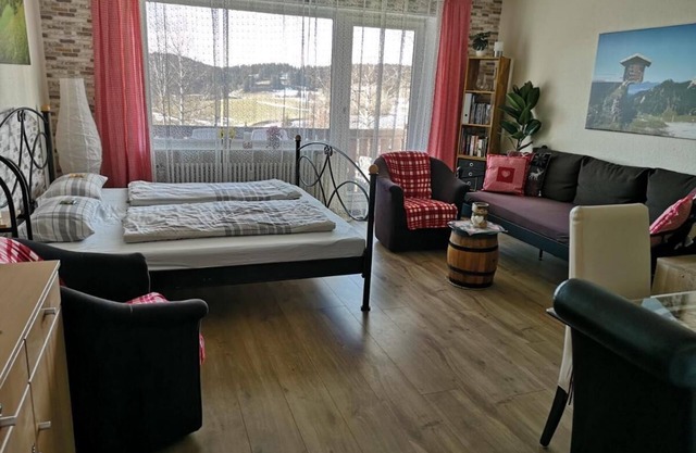 Appartement "Ausblick" avec vue sur les montagnes, balcon et Wi-Fi