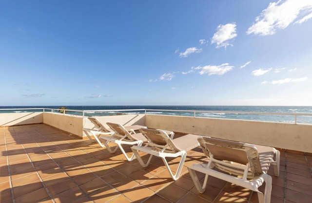 Appartement 'Bermuda Beach 7' proche plage avec piscine, jardin et Wi-Fi