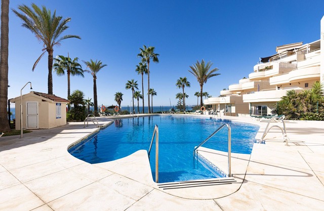 Appartement "Bermuda Beach 1" avec vue sur la mer, piscine partagée et Wi-Fi
