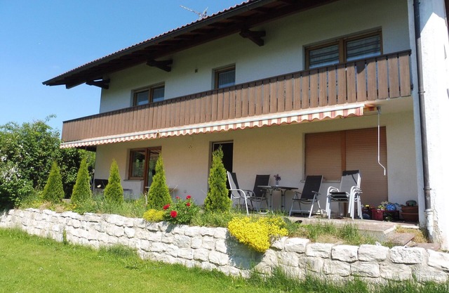 Appartement 'Bobis Ferienwohnung' avec vue sur les montagnes, balcon et Wi-Fi