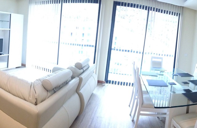 APPARTEMENT - BALAI FLEUR