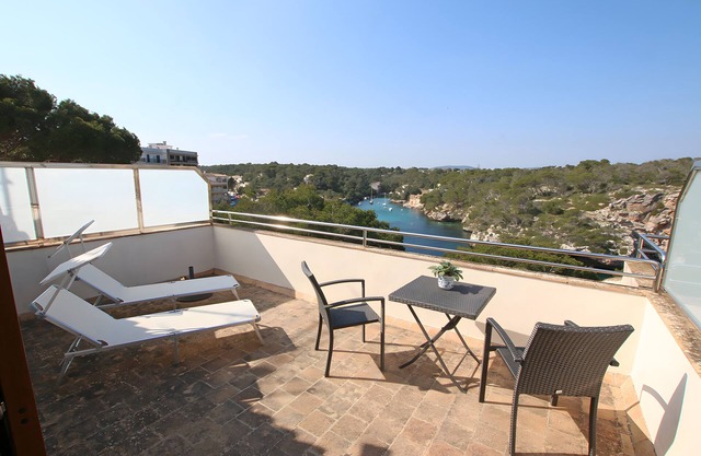 Appartement 'Cala Figuera 6b' avec vue sur mer, Wi-Fi et climatisation