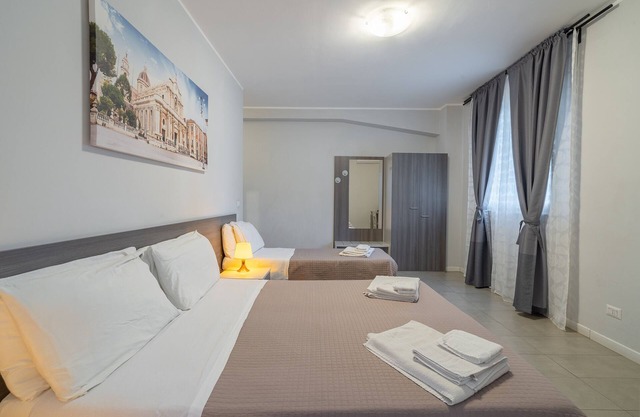 Appartement "Camera Tripla 101" avec terrasse partagée, Wi-Fi et climatisation
