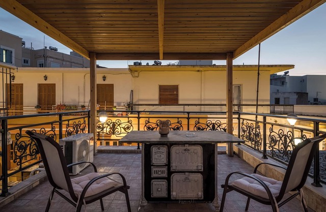 Apartment 'Casa Centrale Kos' with Private Terrace, Wi-Fi and Air Conditioning
