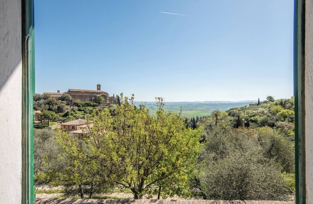 Appartement "Casa Francesca", avec vue sur les montagnes et cour intérieure.