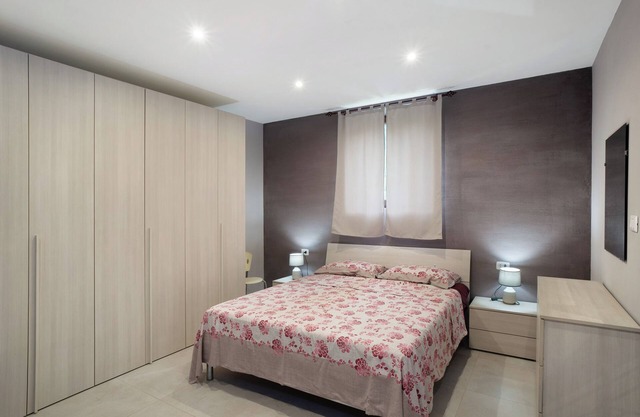 Appartement "Casa Gina" avec vue sur les montagnes, jardin privé et Wi-Fi
