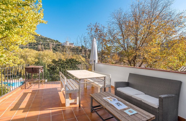 Appartement 'Casa Rural Cortijo El Plantio' avec vue sur la montagne, Wi-Fi et climatisation