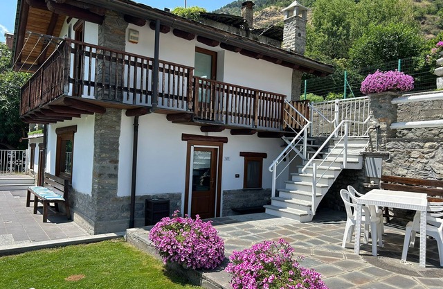 Appartement de vacances "Casa Sabrina - Bianco" avec vue sur montagne, terrasse et Wi-Fi