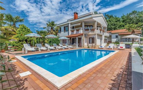 Apartment Cerova Ii
