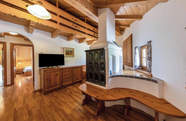 Appartement "Ciasa Sommavilla Mansarda" avec vue sur les montagnes, jardin partagé et Wi-Fi