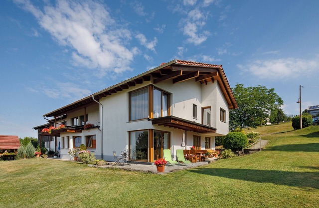 Apartment 'Kiesel' with Private Terrace and Wi-Fi