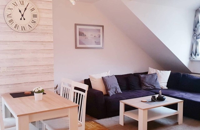 Appartement dans un excellent emplacement avec un beau balcon, sur l'Ammersee
