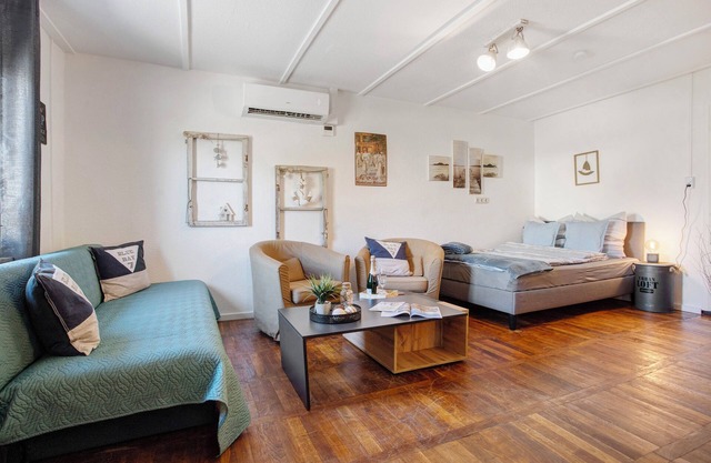 Appartement 'Ferienhaus Pomerania Blue Bay 7' avec terrasse partagée, Wi-Fi et climatisation