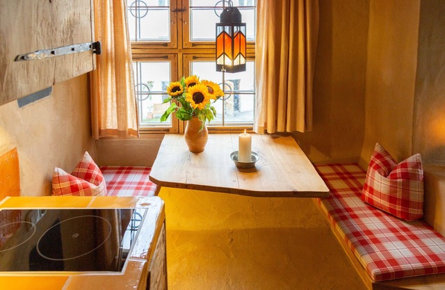 Appartement Freiherrnstubn dans la tour à Schloss Schedling près du Chiemsee