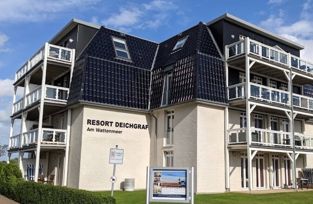 Apartment "Moin im Deichgraf" on the Wremer beach and cutter harbor