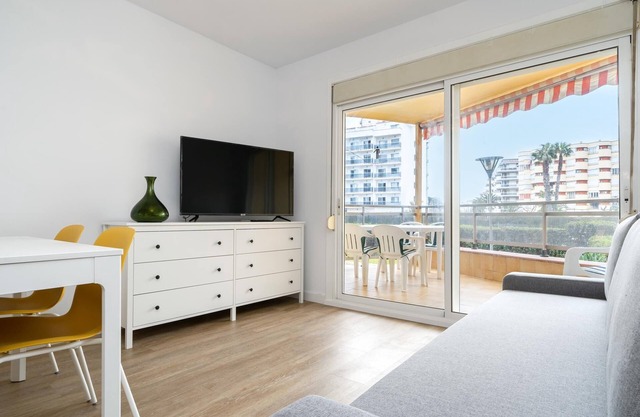 Appartement accès direct plage 5km Port Aventura