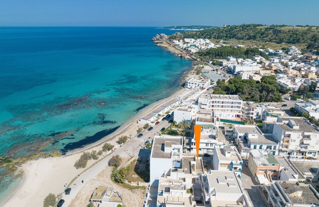Apartment "Domus Rosi" with Sea View, Terrace & A/C