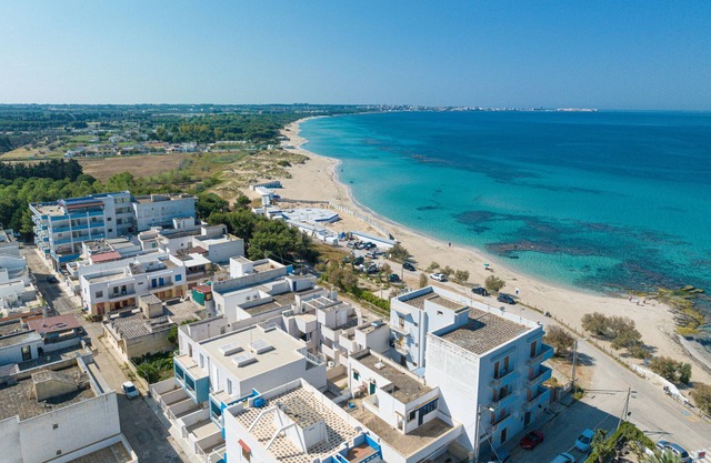 "Domus Rosi Appartment" with Sea View, Terrace & A/C