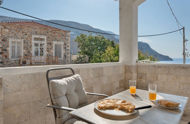 Appartement 'Double Studio No 1' avec vue sur la mer, Wi-Fi et climatisation