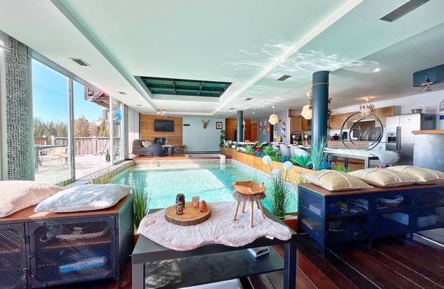 Apartment 'Dream Holidays' with Mountain View, Indoor Pool, at the Foot of the Slopes