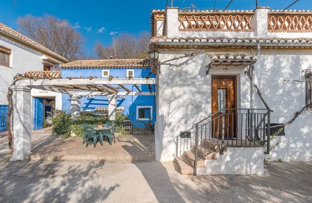 Appartement 'Apartamento El Tinao' avec vue sur les montagnes, piscine partagée et Wi-Fi