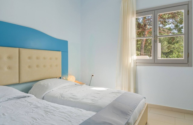 Appartement "Ermis Side Sea View" avec jardin partagé, Wi-Fi et climatisation