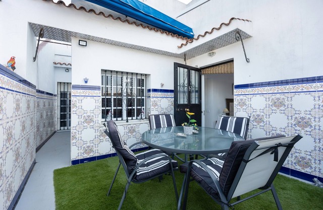 Appartement "La Rosa De Oro" avec terrasse privée, Wi-Fi et climatisation