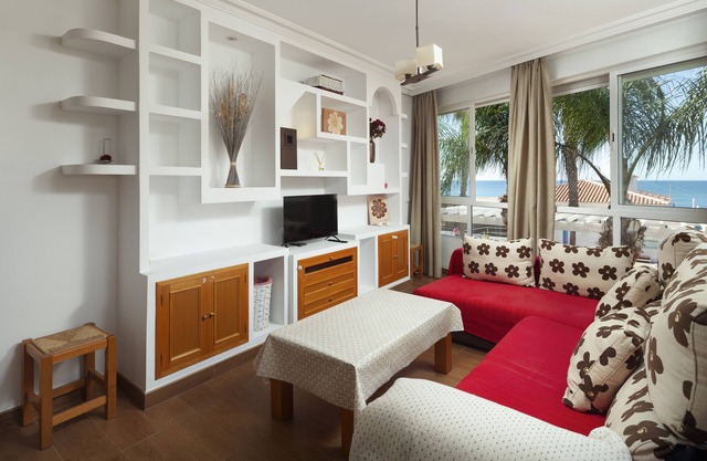 Appartement 'Apartamento Bellamar' avec vue sur mer et climatisation