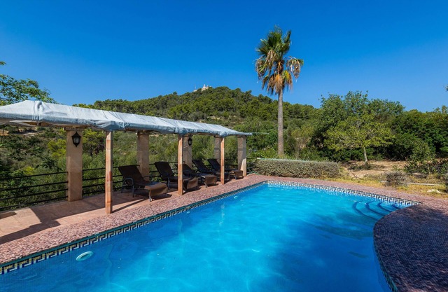 Appartement "Es Sostre" avec vue sur les montagnes, piscine partagée et Wi-Fi