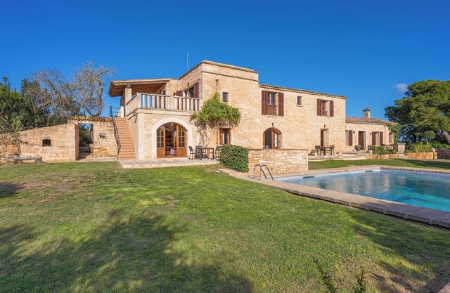 Appartement 'Es turo de Formentera' avec piscine, climatisation et Wi-Fi