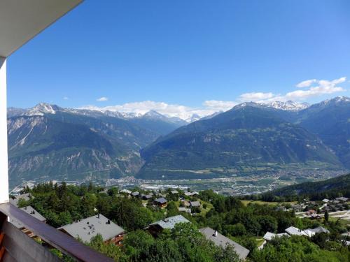 Apartment Europa Est 2 - APT 83 by Interhome