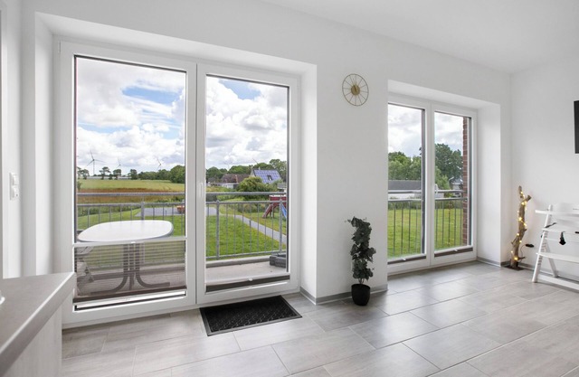Apartment 'Ferienhaus Ebbe Oben' with Private Garden, Balcony and Wi-Fi