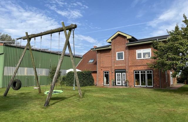 Appartement 'Ferienhof Anke Thiede' avec terrasse privée, jardin partagé et Wi-Fi
