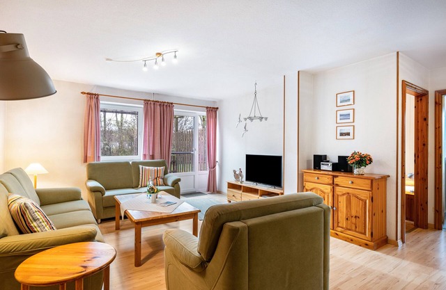 Appartement 'Ferienhof Paulsen - Seeschwalbe' avec terrasse privée et Wi-Fi
