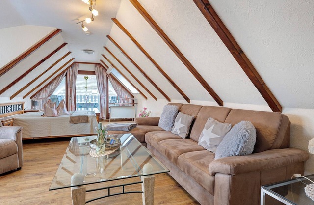 Appartement 'Ferienwohnung 1' avec jardin partagé, balcon et Wi-Fi