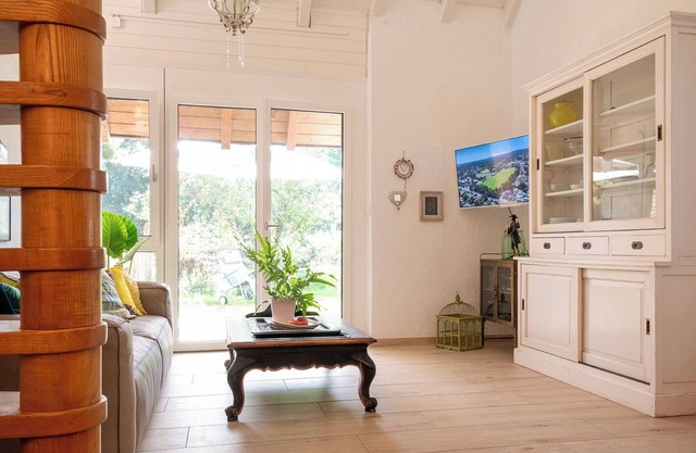 Apartamento 'Ferienwohnung Sunshine Forest' con terraza privada, jardín privado y Wi-Fi