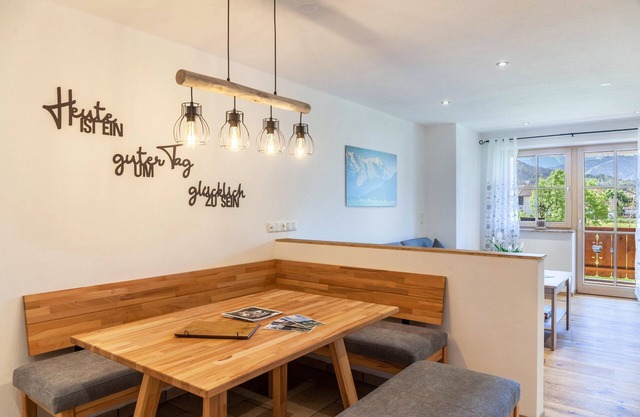 Appartement 'Ferienwohnung Johanni' avec vue sur les montagnes, jardin partagé et Wi-Fi