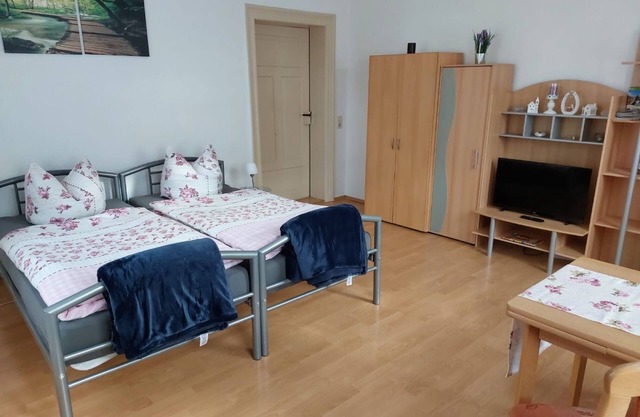 Appartement 'Ferienwohnung Am Muldenufer' avec terrasse partagée, jardin privé et Wi-Fi